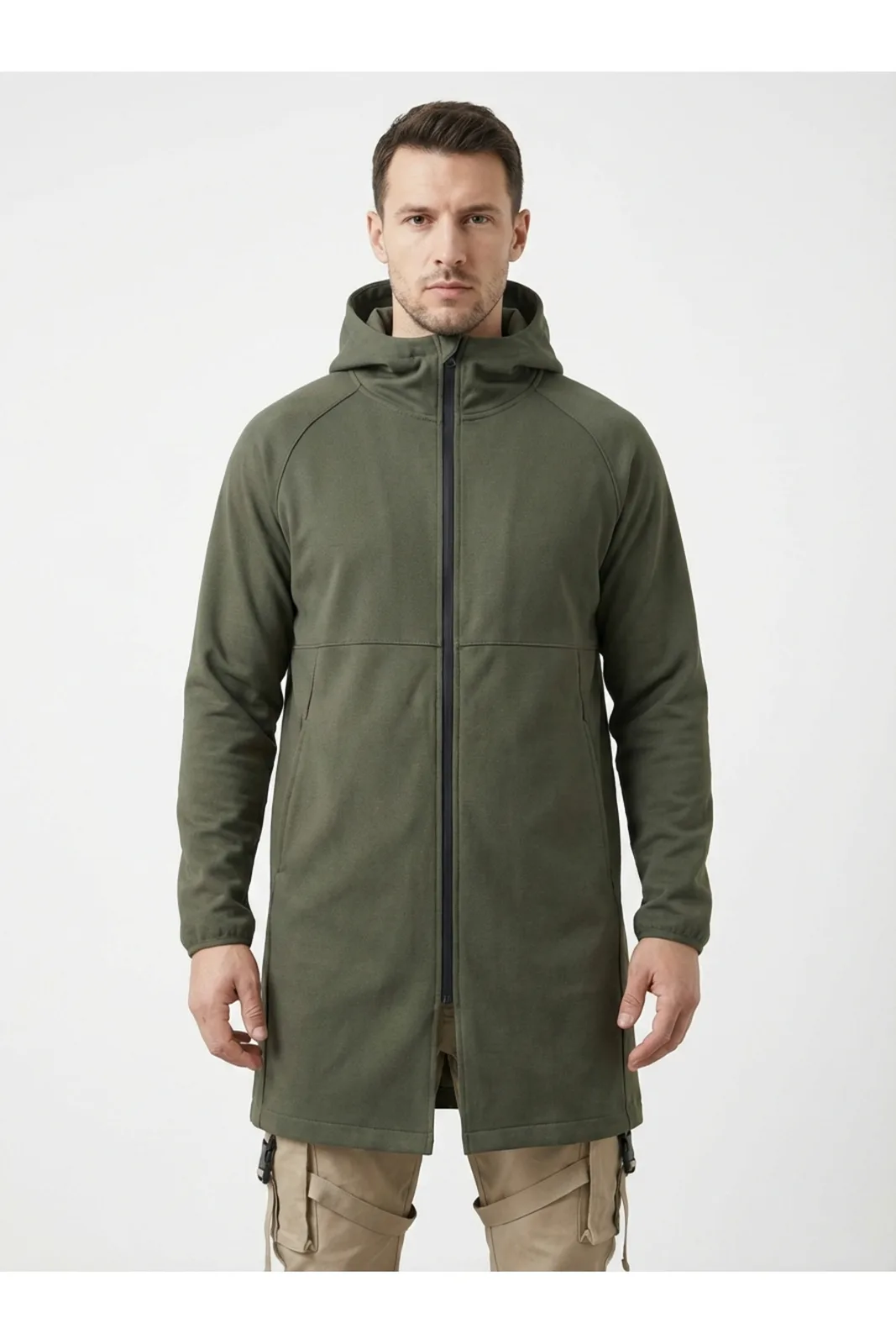 Erkek Uzun Softshell Parka Mont haki, model üzerinde önden